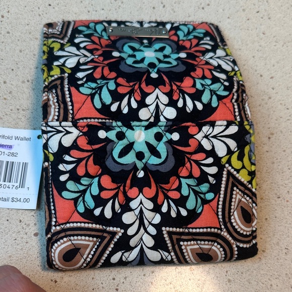 NEW Vera Bradley RETIRED Sierra Patterned Trifold Wallet NWT - Picture 8 of 9
